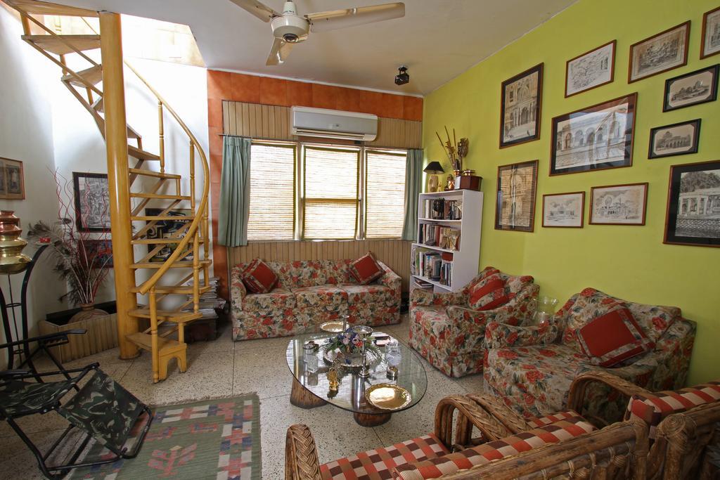 Nina Kochhar'S Homestay Nova Deli Exterior foto